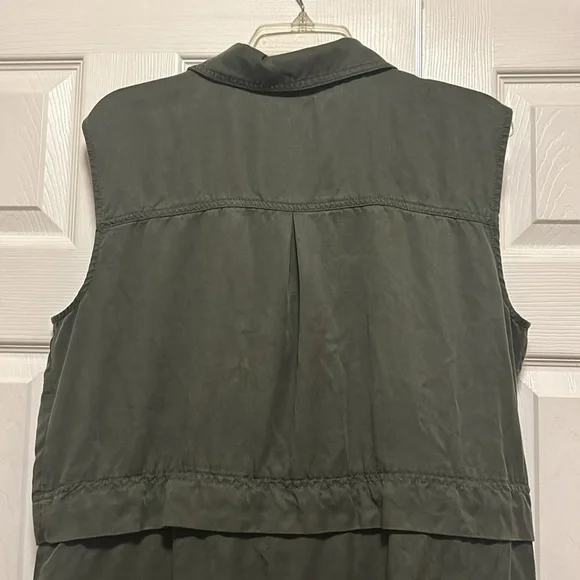 Cupcakes & Cashmere Full Zip Vest Cinching Waist Pockets Green- Size Large - Picture 6 of 10